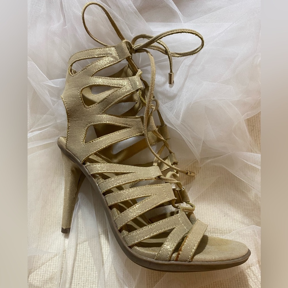 Kenneth Cole Gold Lace Up Heels